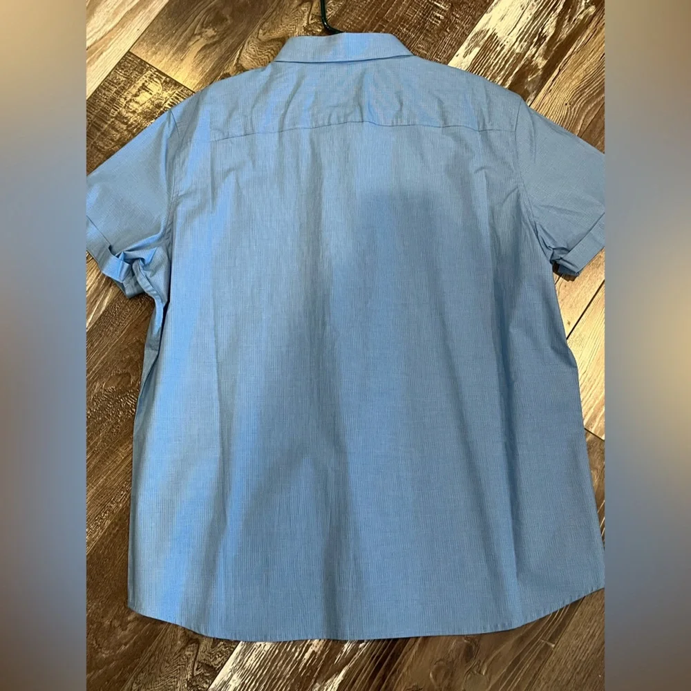 men’s button up - Picture 5 of 5